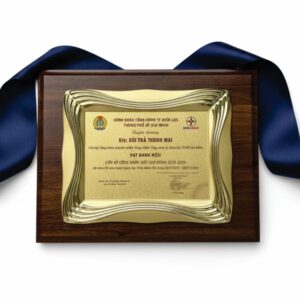 Bảng Vinh Danh Gỗ Đồng 06