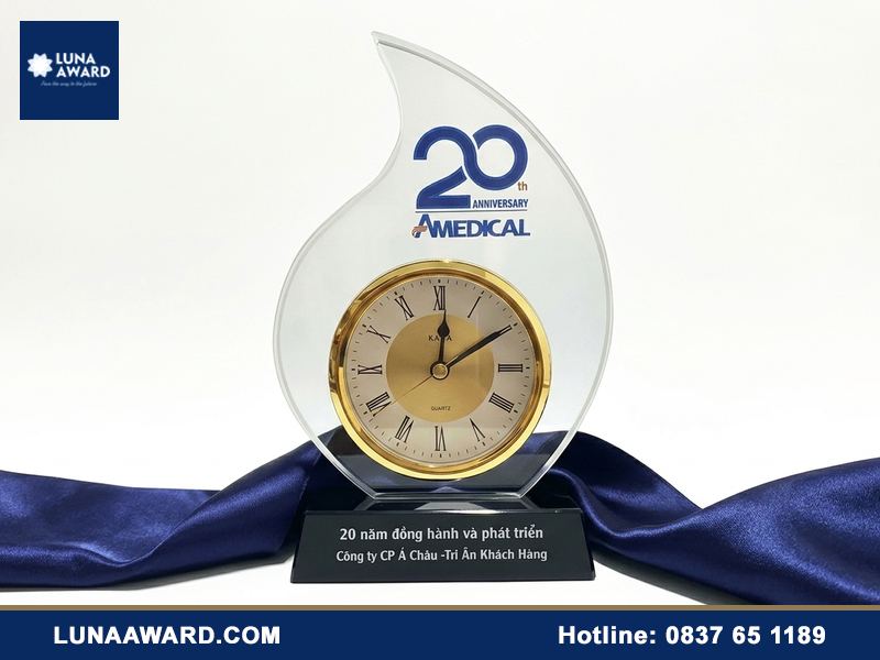 In kỷ niệm chương tại TP.HCM