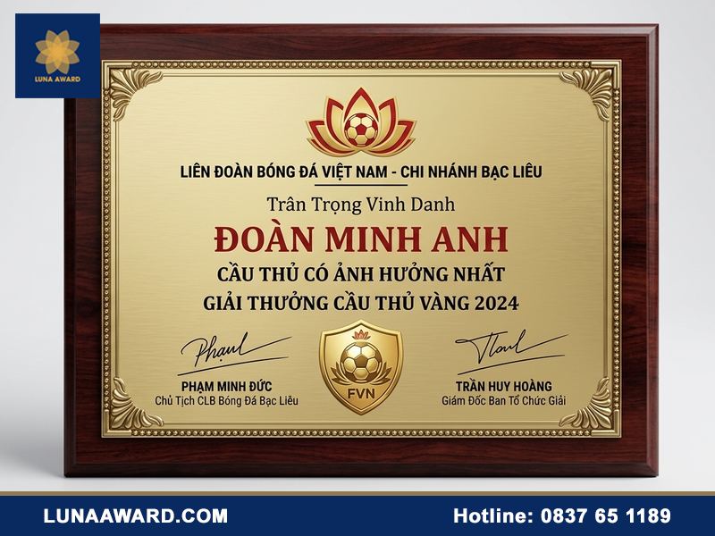 Bảng vinh danh bóng đá
