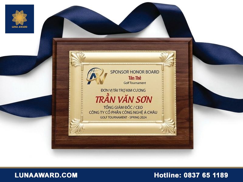 Bảng vinh danh nhà tài trợ