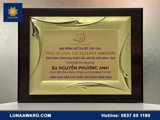 Bảng vinh danh theo yêu cầu
