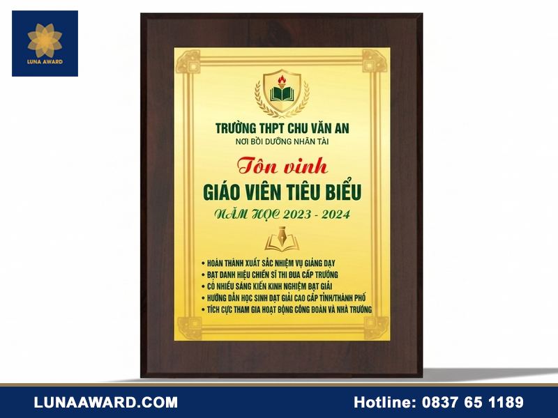 Mẫu vinh danh giáo viên tri ân cống hiến vừa đẹp vừa ý nghĩa