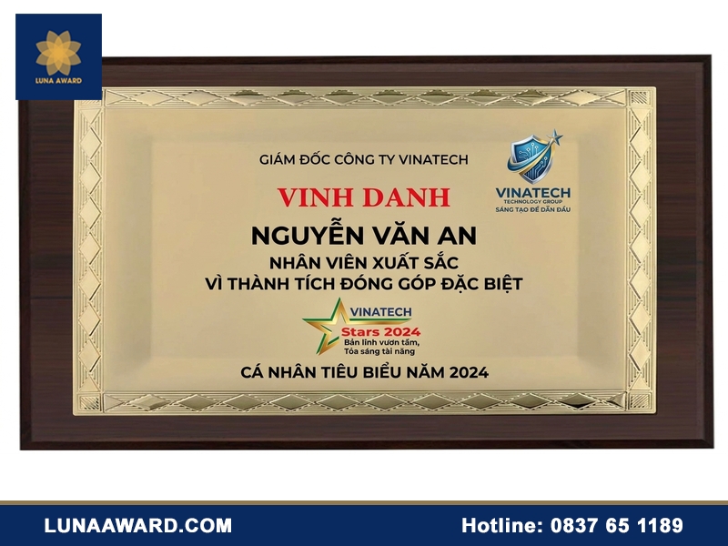 Cách ghi bảng vinh danh nhân viên