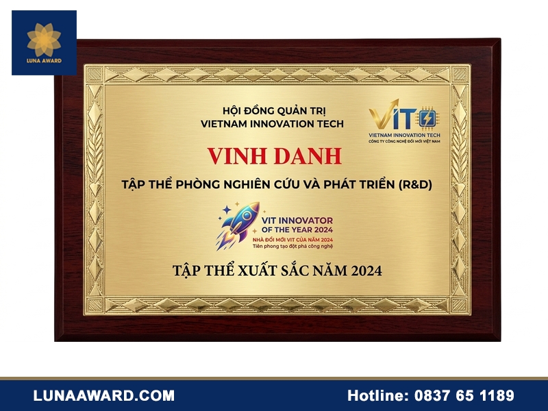 Cách thiết kế bảng vinh danh chuyên nghiệp
